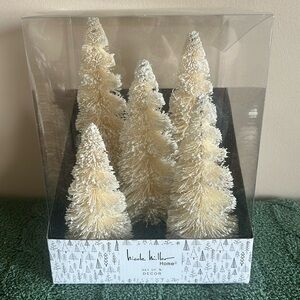 Nicole Miller Beautiful Snow Covered Christmas Trees 🌲 Iridescent Set of 5 NEW